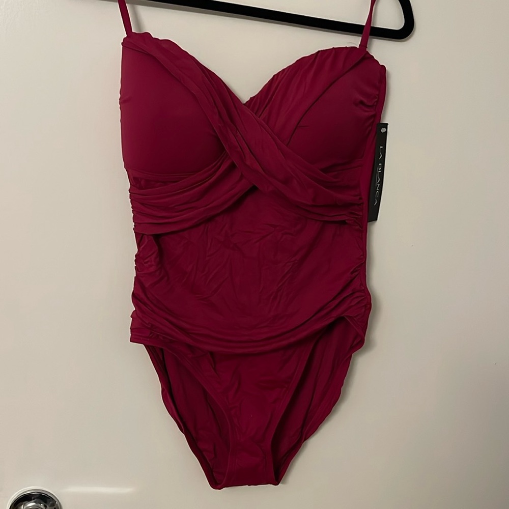La Blanca.  Size 12 wine color